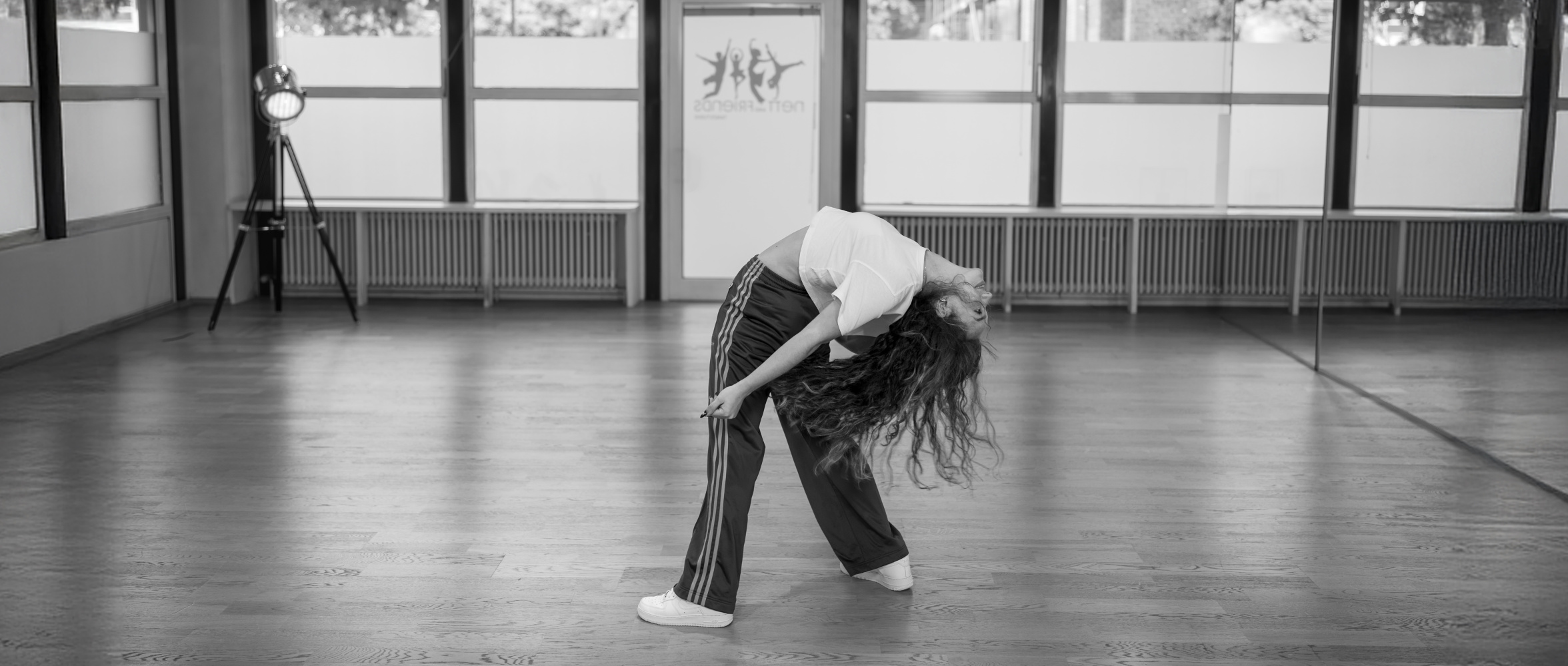 Commercial Ladystyle Choreografie – Tänzerin tanzt mit Ausdruck und Energie in Köln