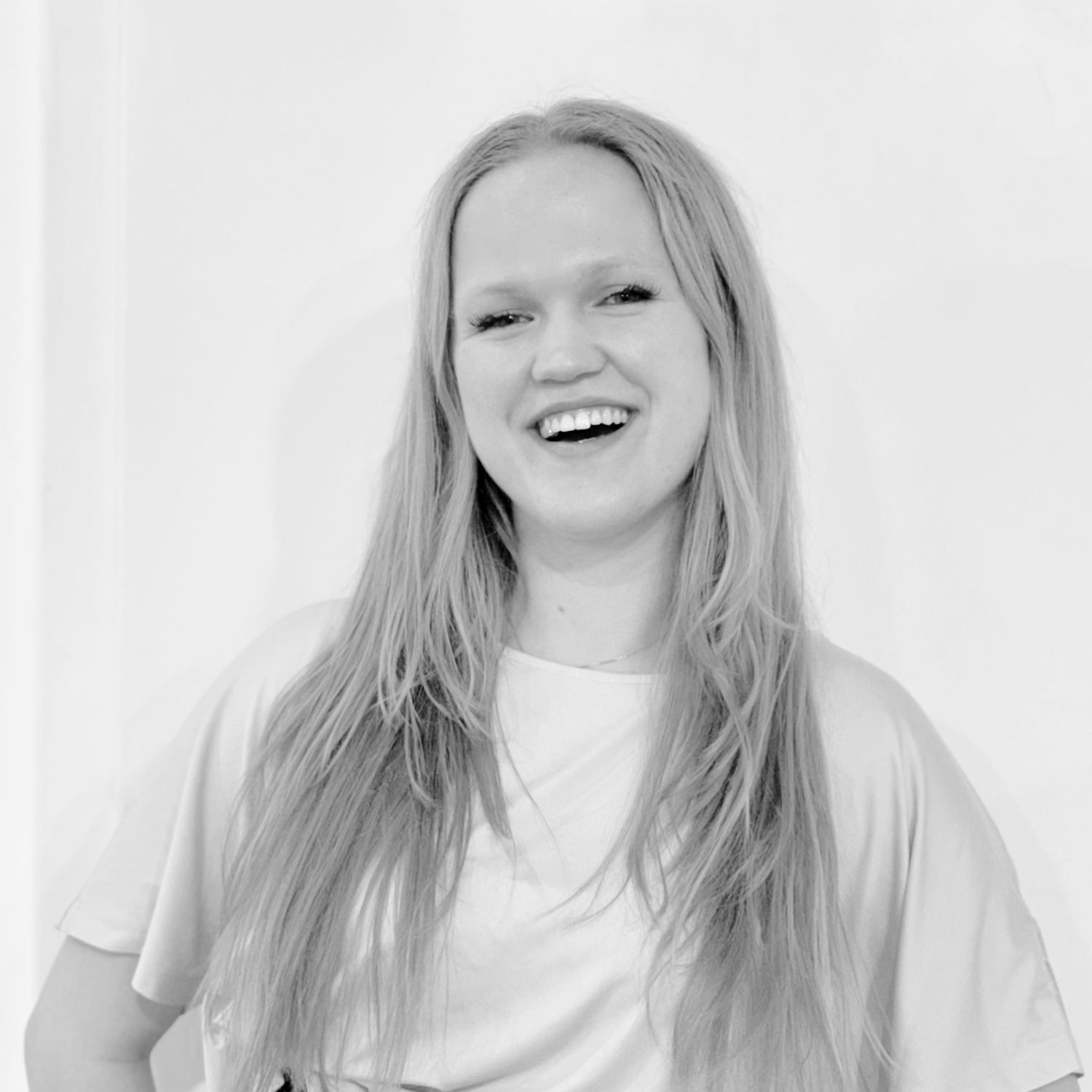 Luise Völler - Commercial Dance Lehrerin bei NAF DANCE Köln