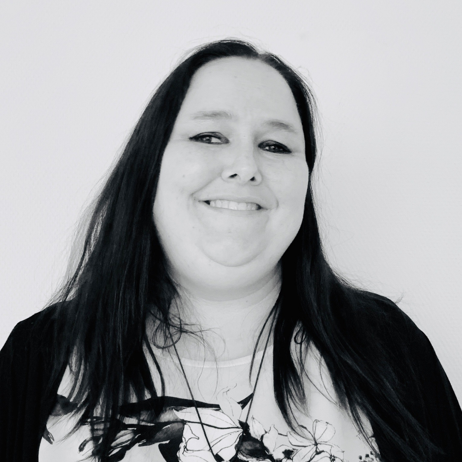 Portrait von Pam Torney – Büro & Organisation bei NAF DANCE Köln